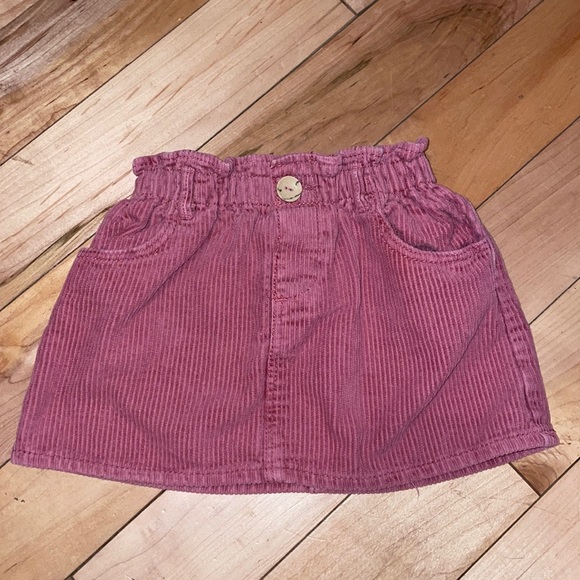 Zara Corduroy Skirt - Picture 1 of 3